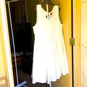 Torrid white short wedding/spring/summer dress